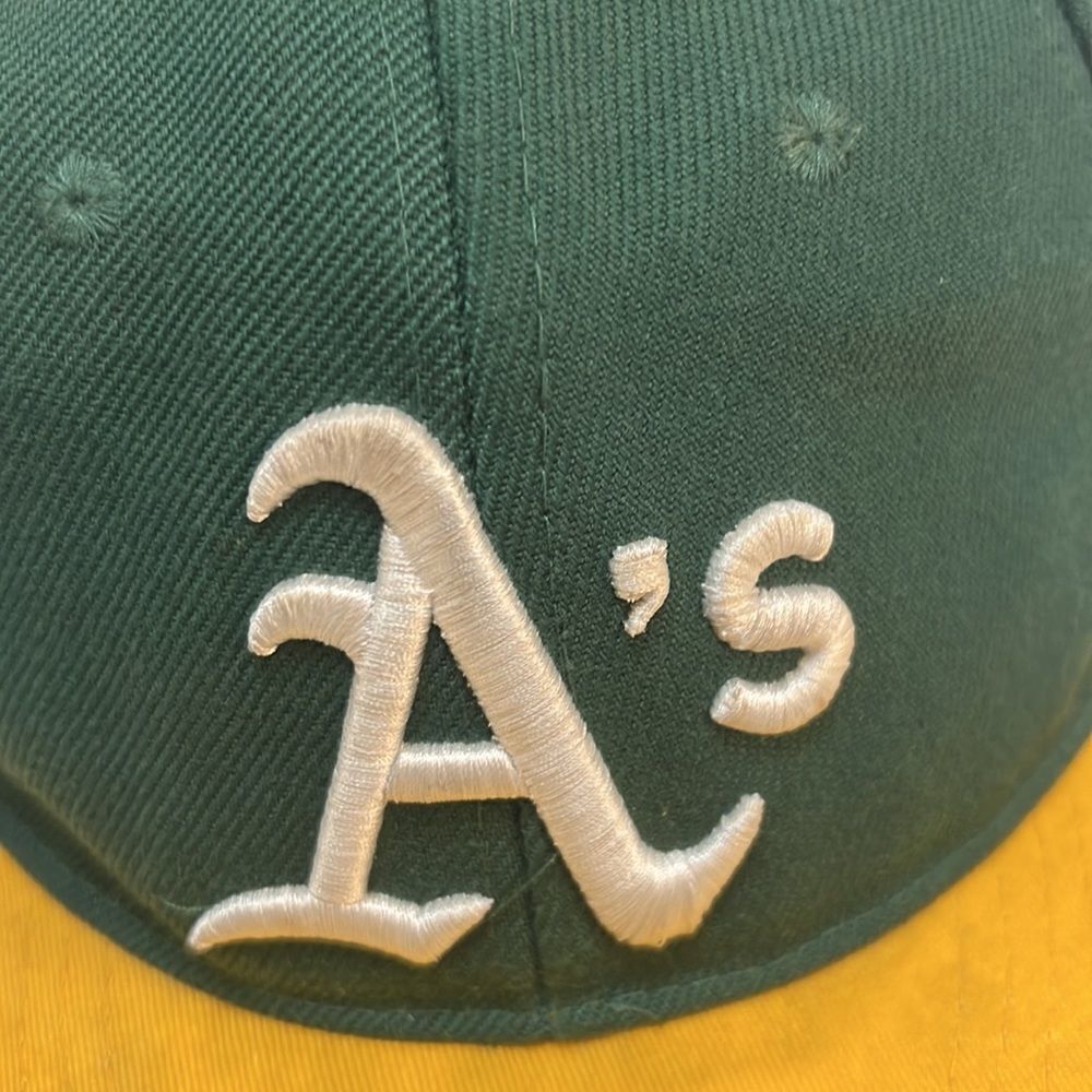 MLB baseball hat‎ - Picture 2 of 3